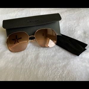 Guess GU7703 Women’s Sunglass (NWOT)